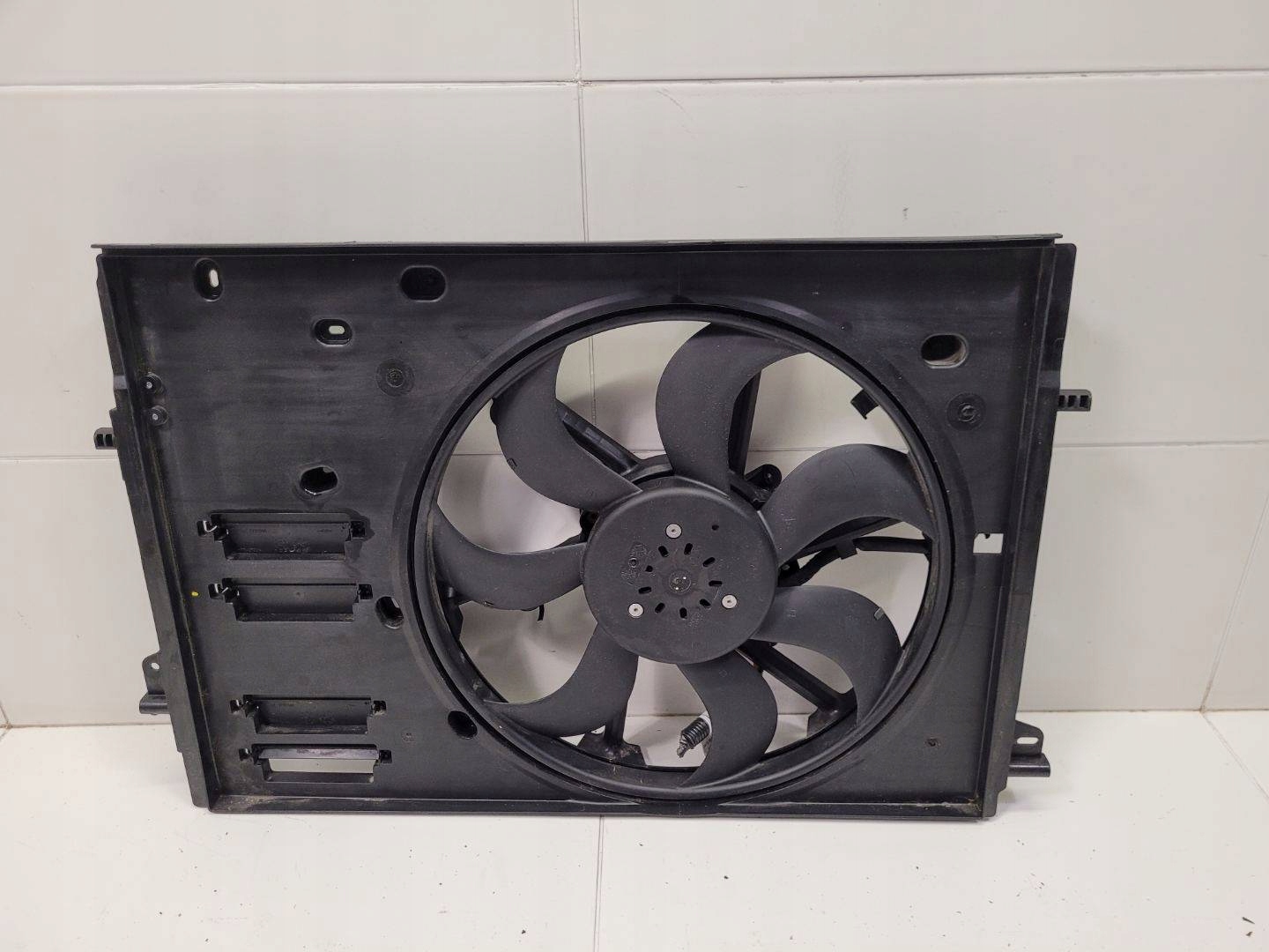 ventilátor chladiče Renault Kadjar 2018 21481HV80B