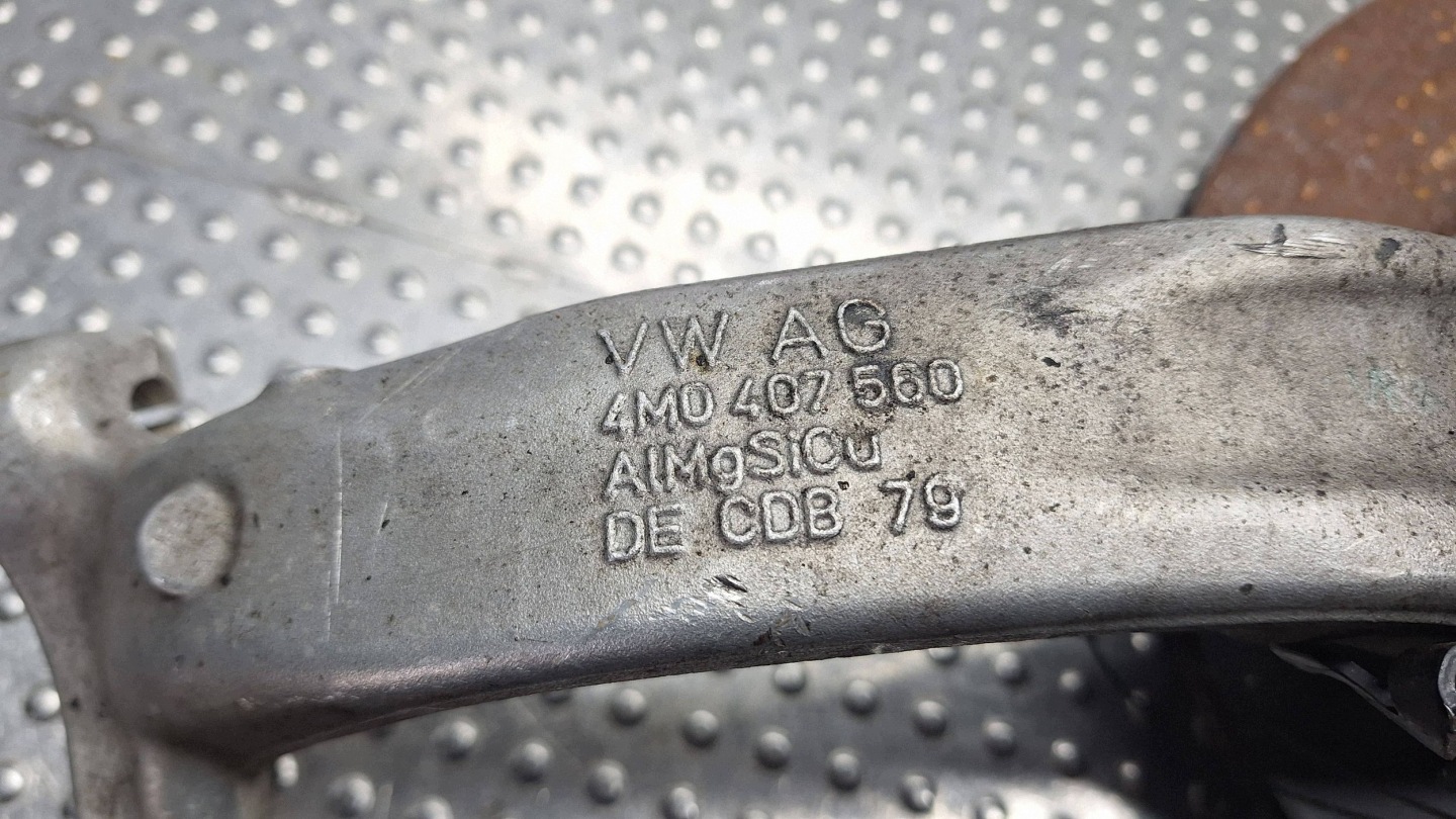 swing right front 4M0407242K 4M0407560 AUDI SQ7 Q7 4M E-TRON Q8 4M0
