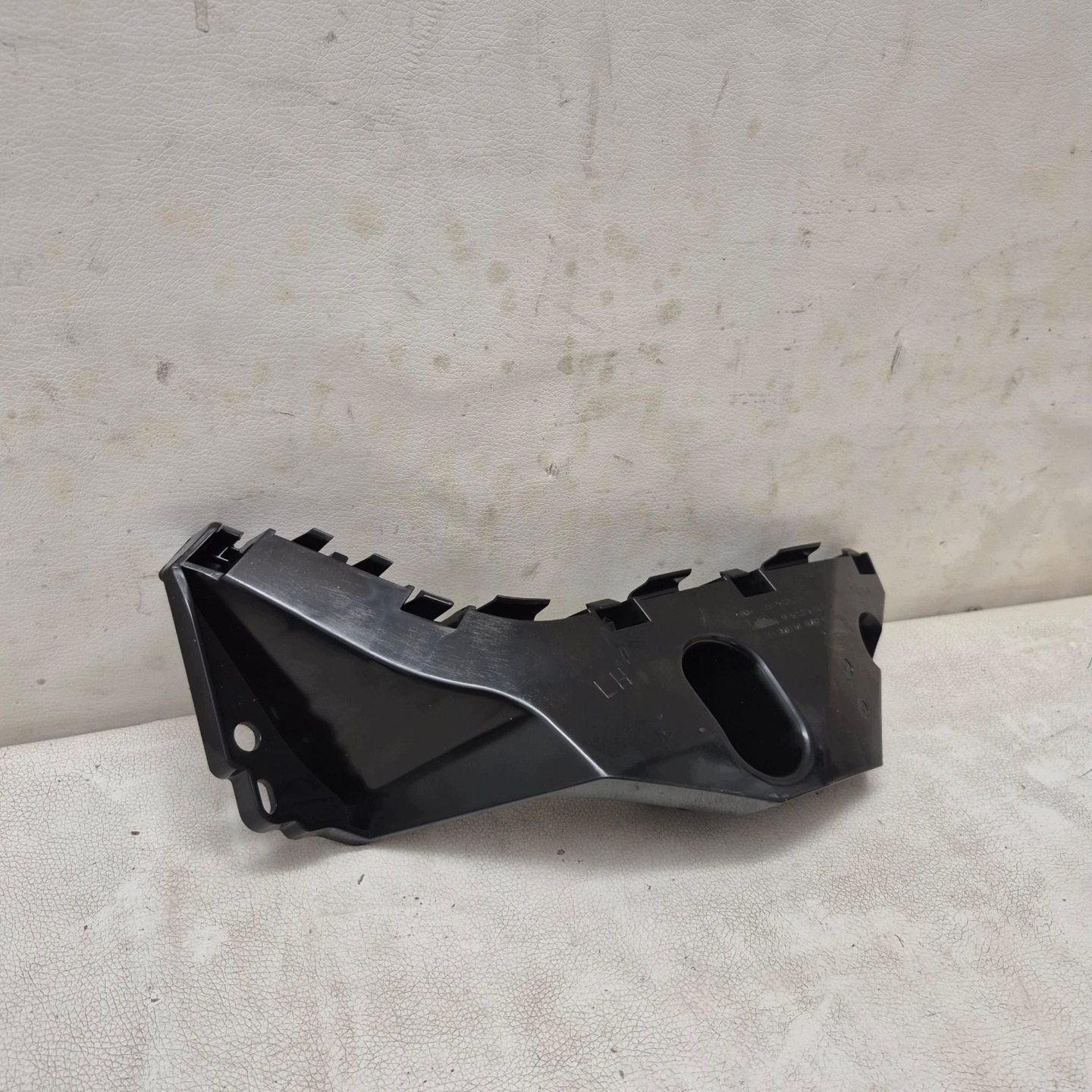 FORD RANGER 15- support holder of a bumper left front EB3B-17A870-D