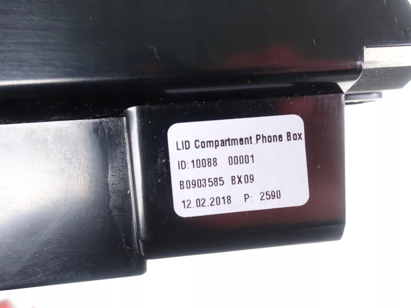 MASERATI LEVANTE TUNEL console central passenger compartment