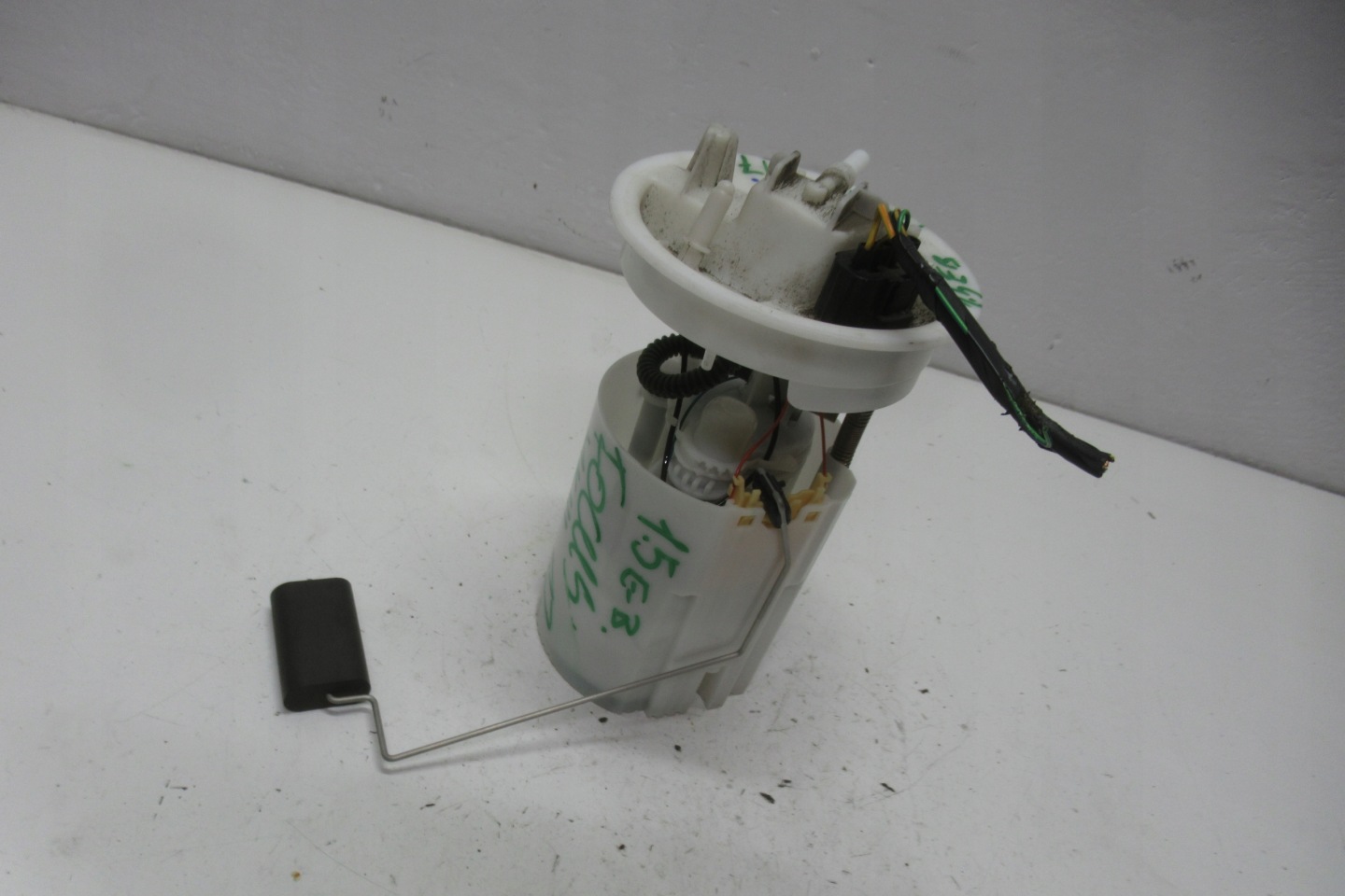 FORD FOCUS MK3 FL 17R 1.5 EB feed pump BV61-9H307-JE