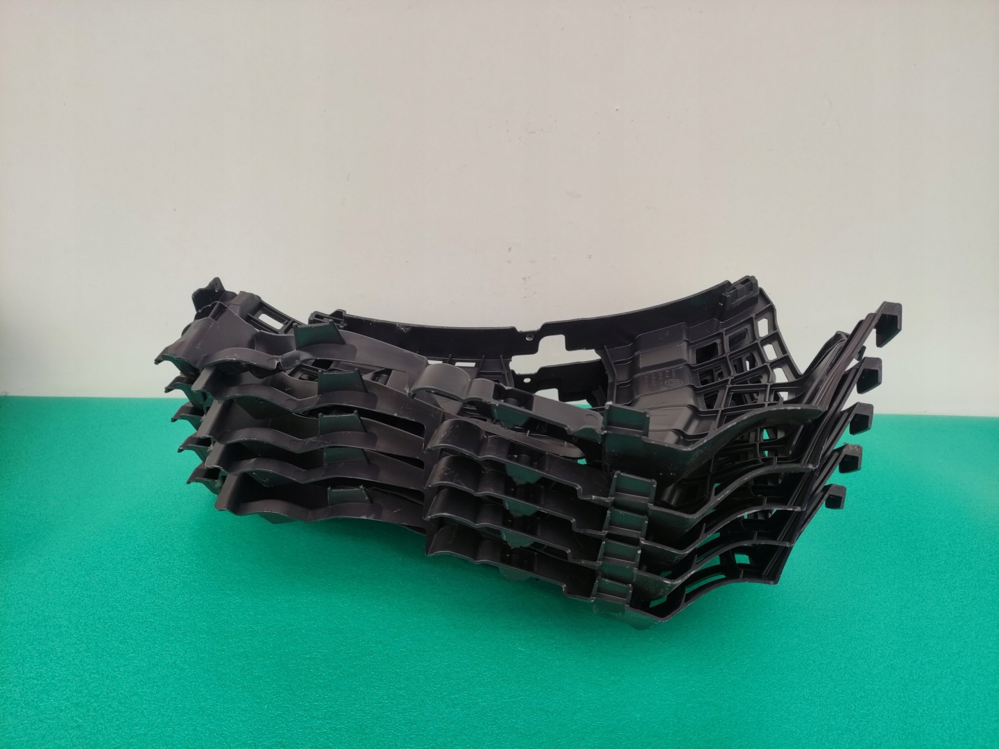 left bumper bracket front VW ID.3 ID3 bracket holder 10A807723 K97/621