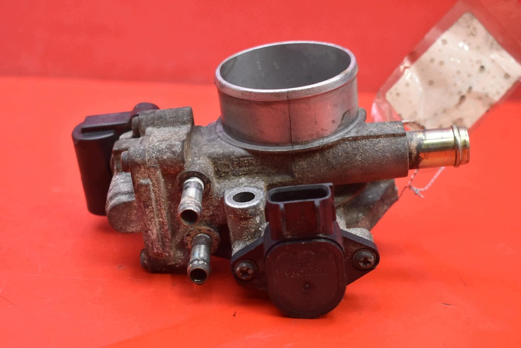 Valvola a farfalla 89452-02040 TOYOTA COROLLA IX E12 1.4 VVT-e 97 KM 00-08