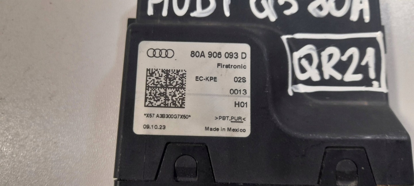 Audi Q5 SQ5 FY Module pompy Carburant 80A906093 (QR21)
