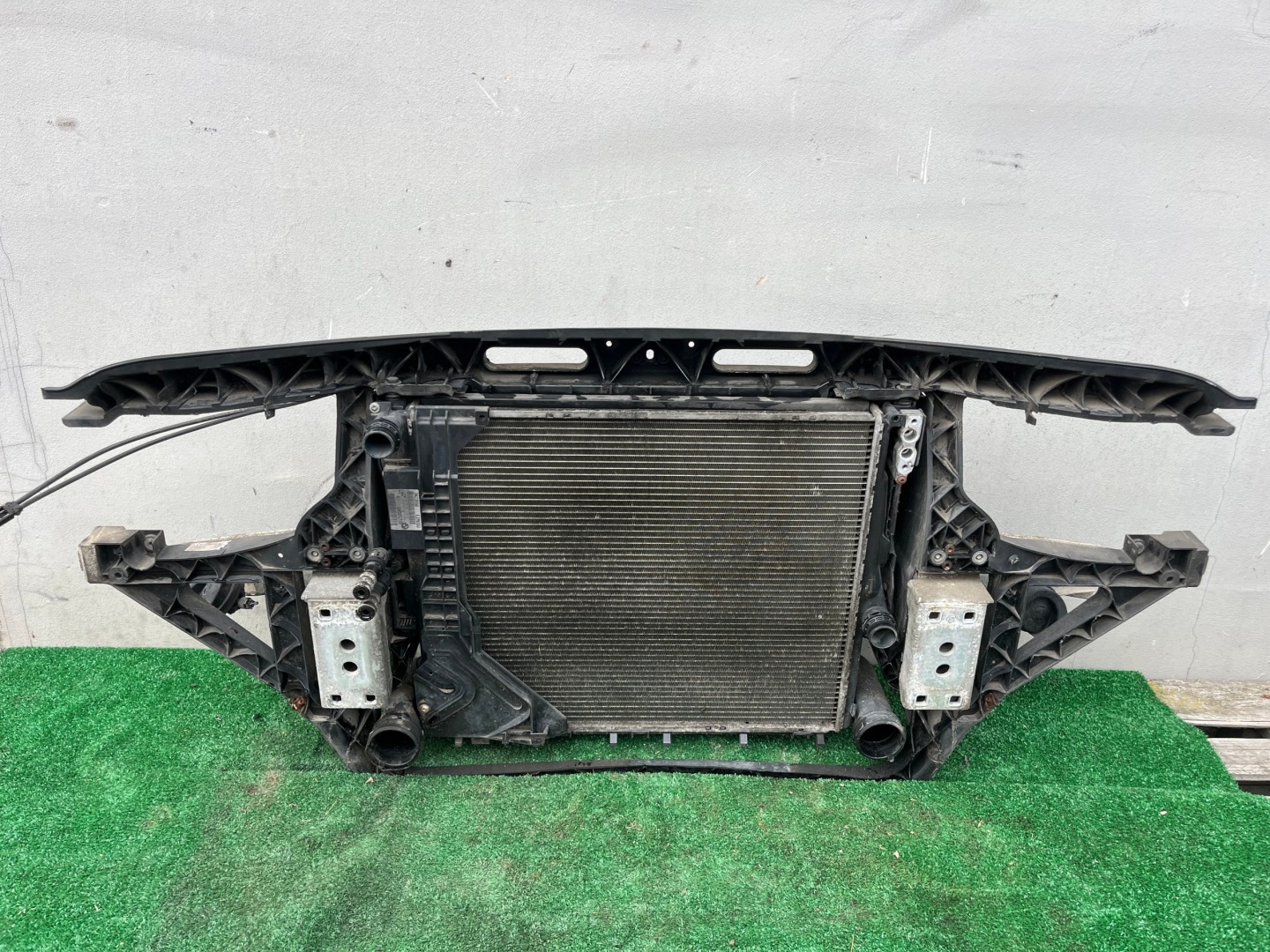 support panel for radiators KOMPLET Z CHLODNICAMI sider BMW X3 E83 64006735 / 3423556