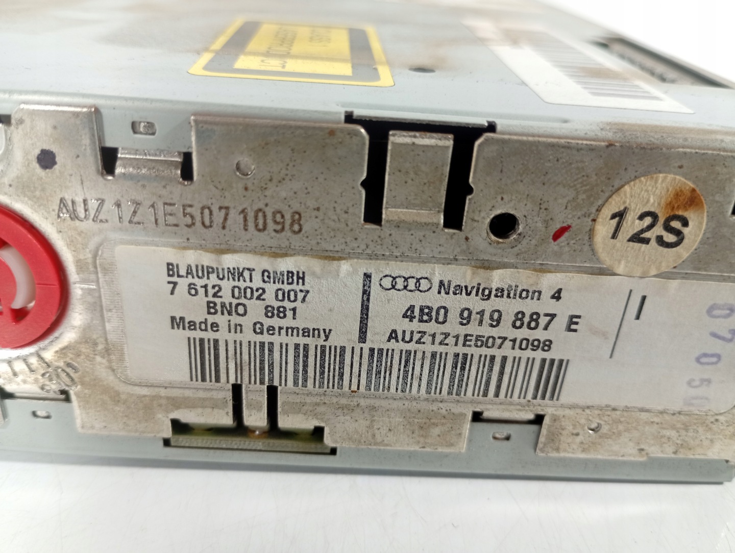 Audi A3 8P 03-12 player navigation devices OE 4B0919887E
