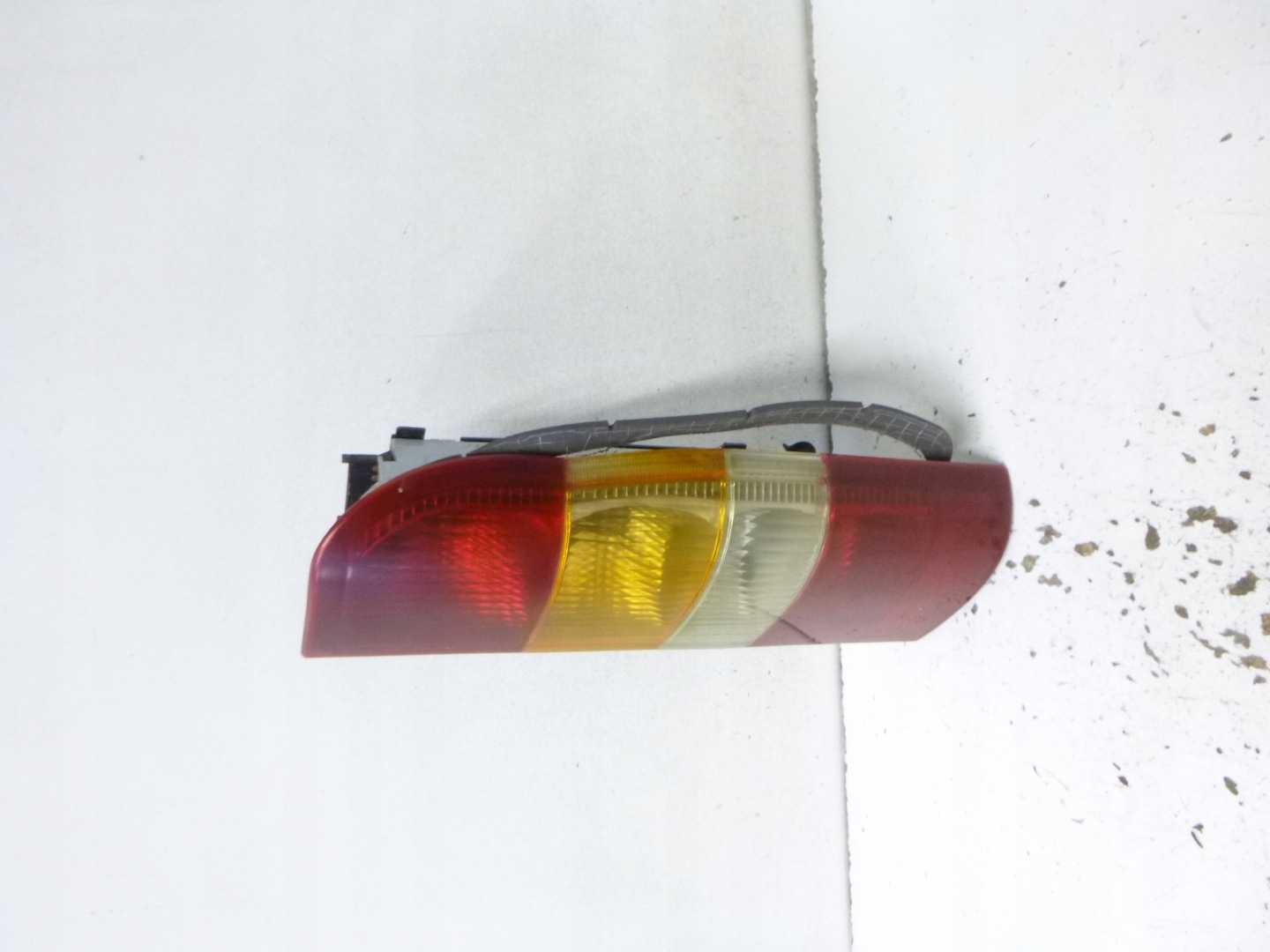 light rear right Ford Transit V 100-T280 2006r. 8682022900562