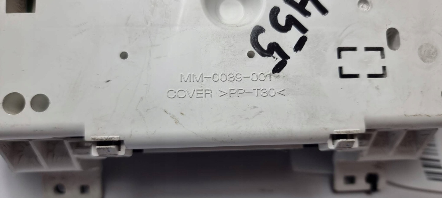 dials clock 8100B638 MITSHUBISHI L200