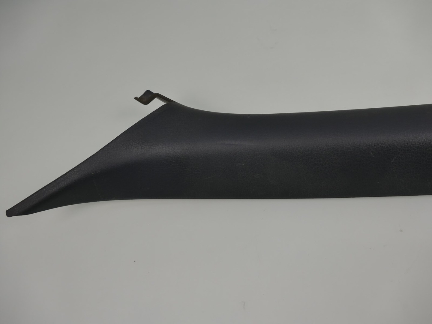 AUDI A4 B7 CABRIO side SLUPKA pillar P.P. 08r