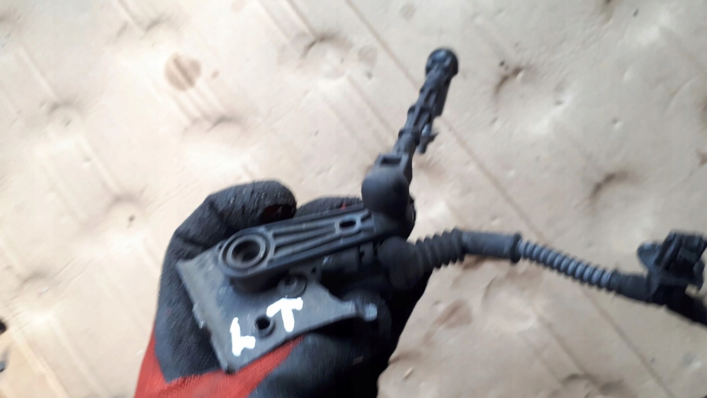 S4 B9 A4 8W Sensor POZIOMOWANIA lichte links heck A5