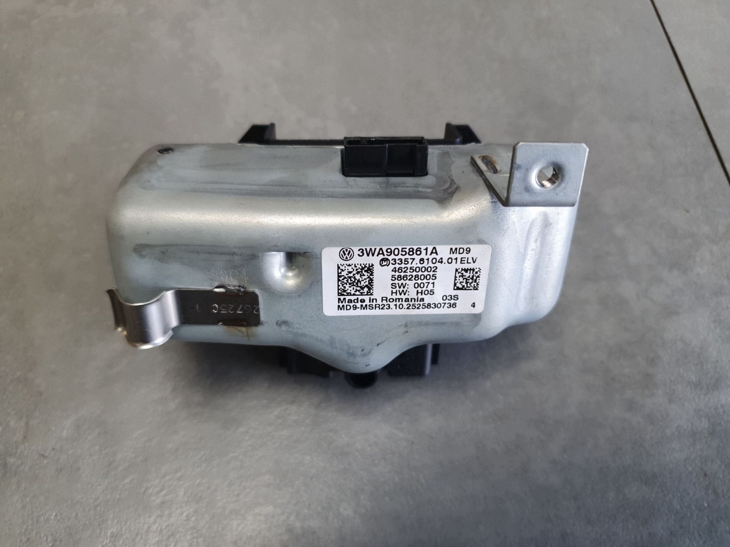 Audi A3 8Y blocking steering wheel steering wheel 3WA905861A