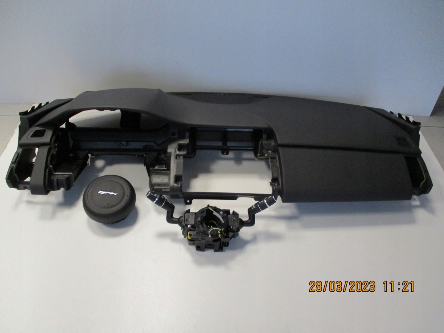 dashboard console pulpit JAGUAR E PACE without PASOW