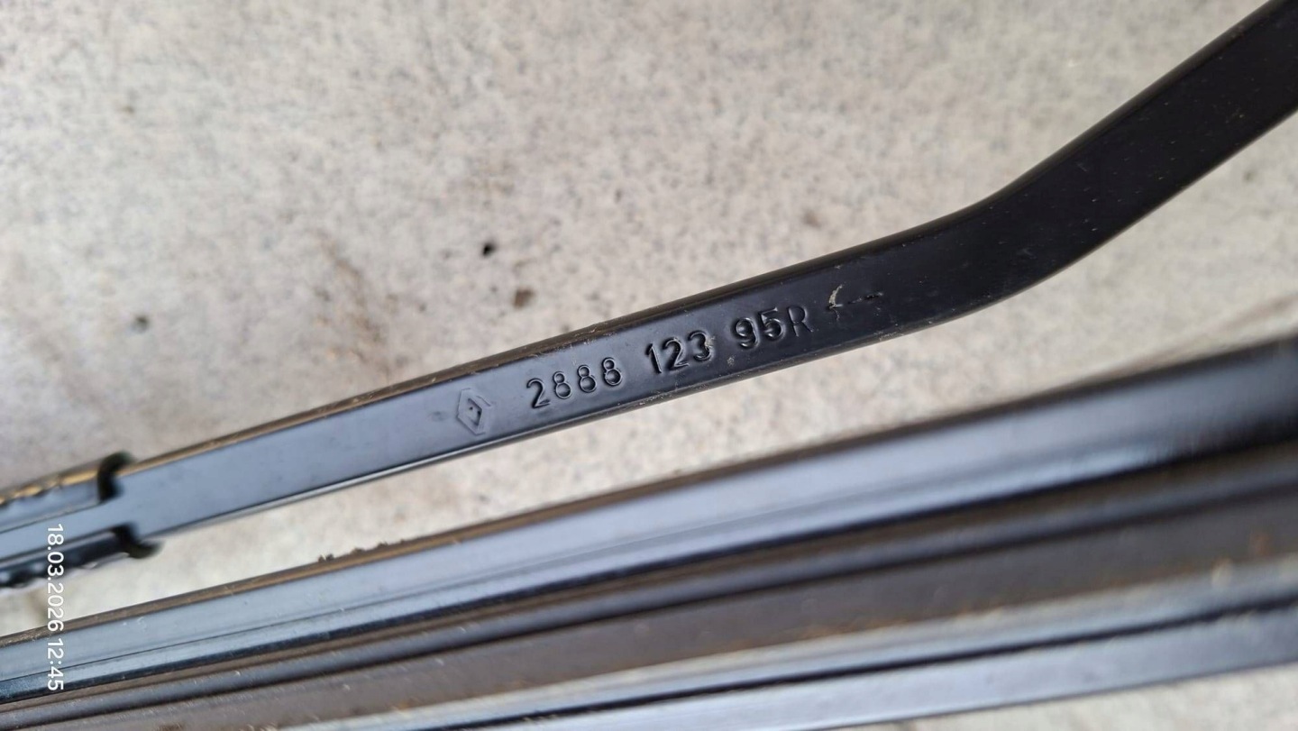 wiper arm right left Dacia Bigster R1310 komplet