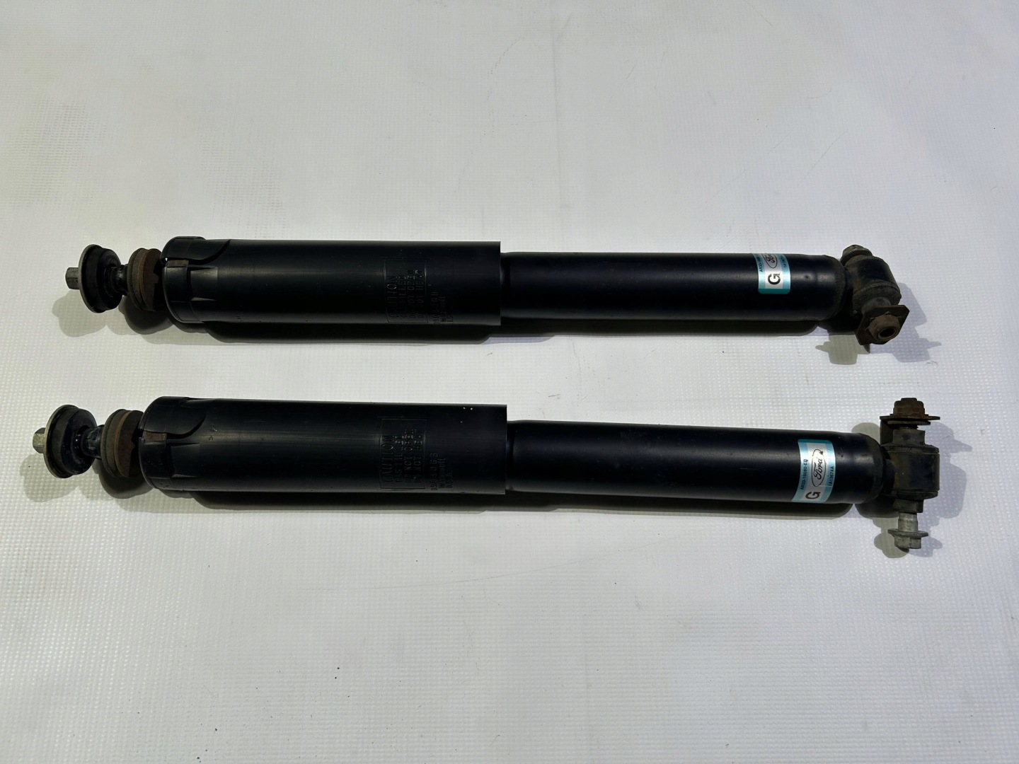 shock absorber rear part rear left right Ford Mustang V 2010-2014