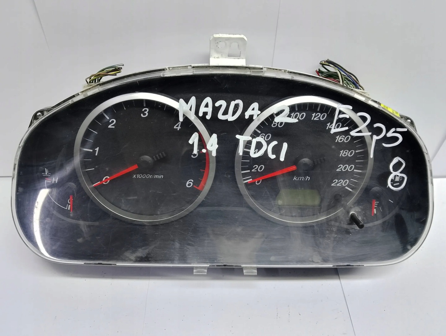 Mazda 2 2003 Liczniki, dials J37G