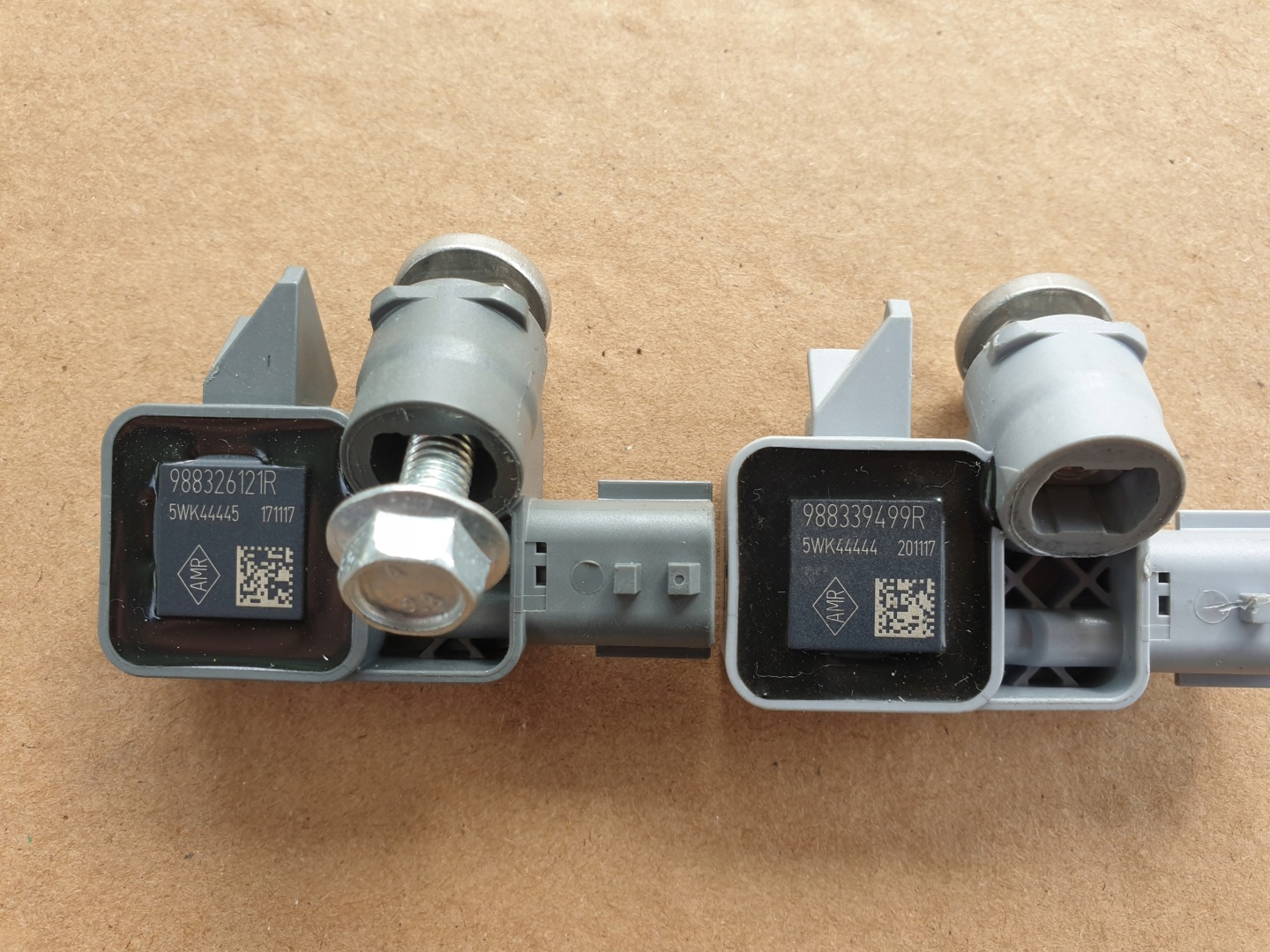 SENSOR airbag Beschleunigungssensor Crashsensor RENAULT CLIO 4 IV 2013- 988339499R