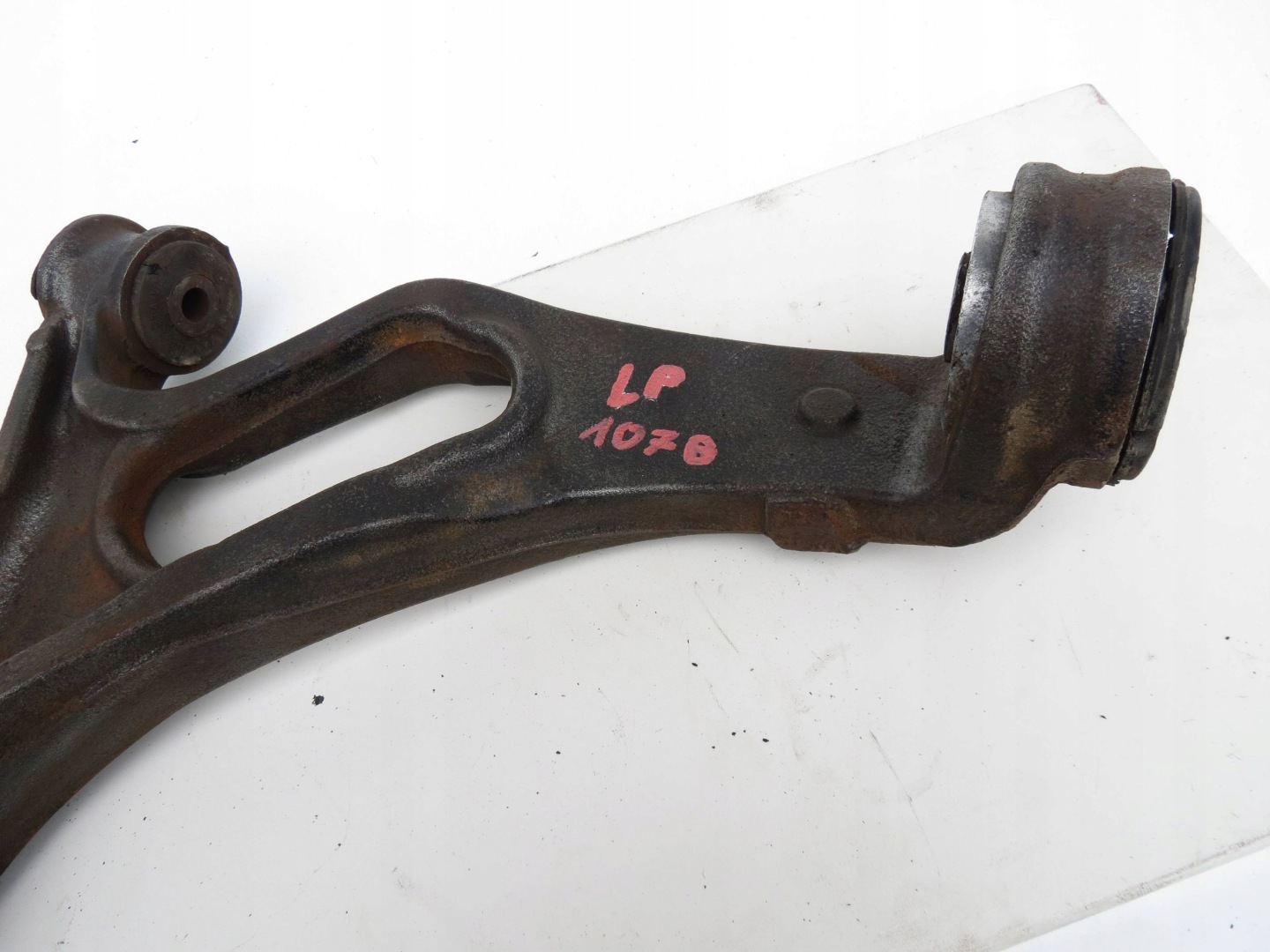 arm left / right front PORSCHE CAYENNE 4.8 V8