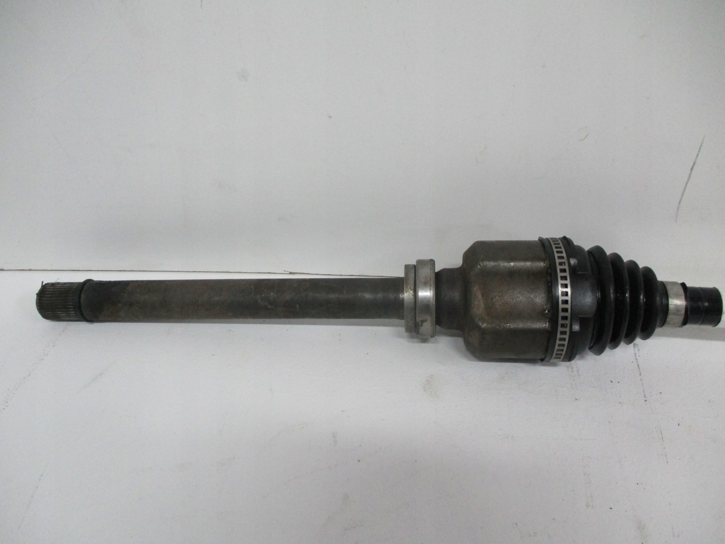 semi-axis right PEUGEOT 5008 II 9811176480
