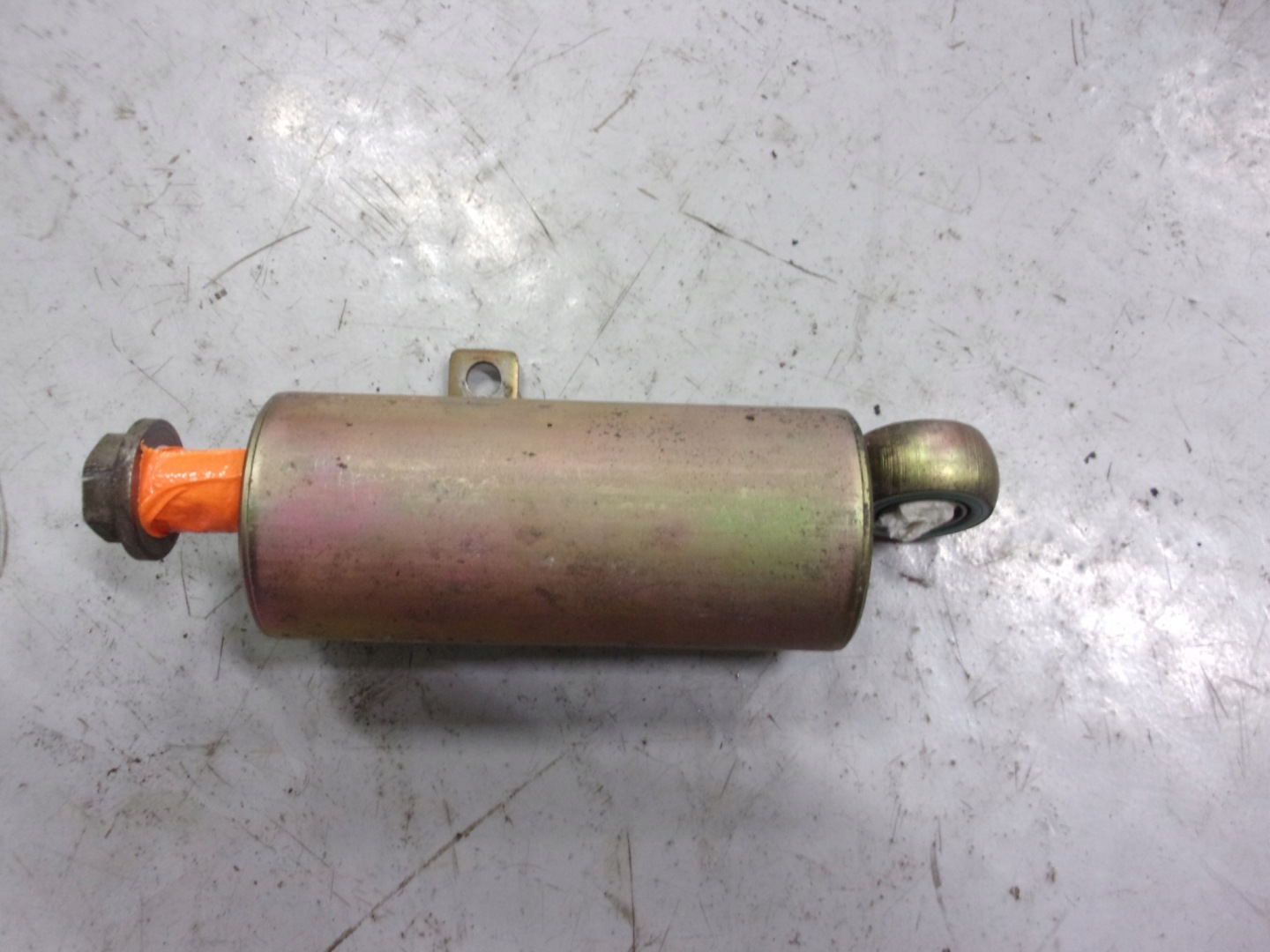 MERCEDES R230 SL 5,5 AMG Sensor POMPY ABC 2303205953