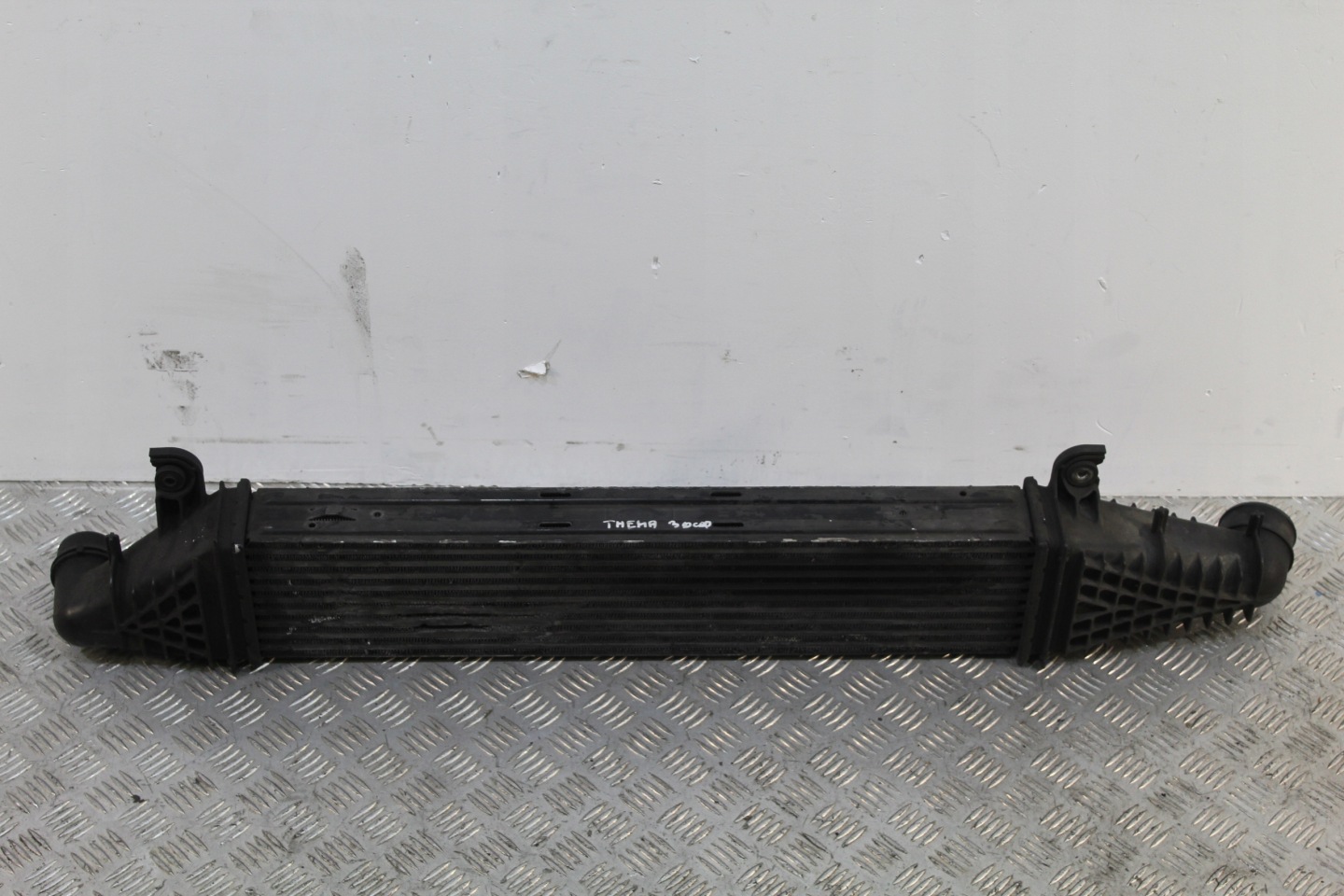 KÜHLER INTERCOOLER LANCIA THEMA II 3,0 CRD
