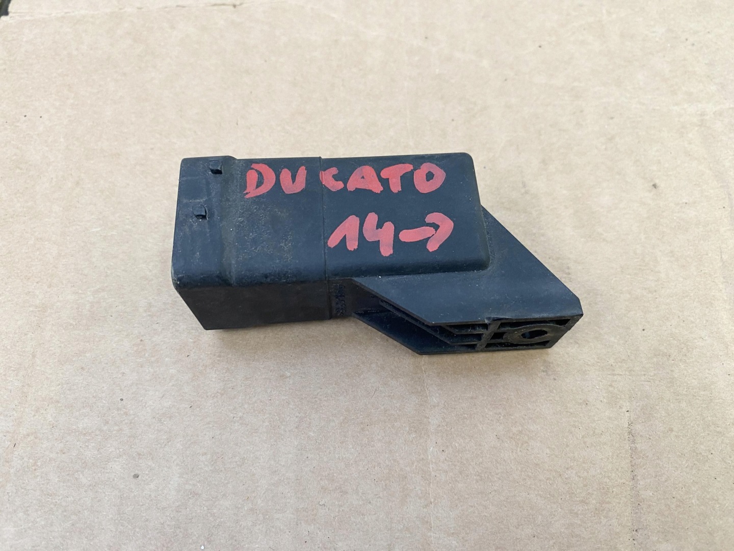 DUCATO BOXER JUMPER 06- relay plugs ZAROWYCH 0281003039
