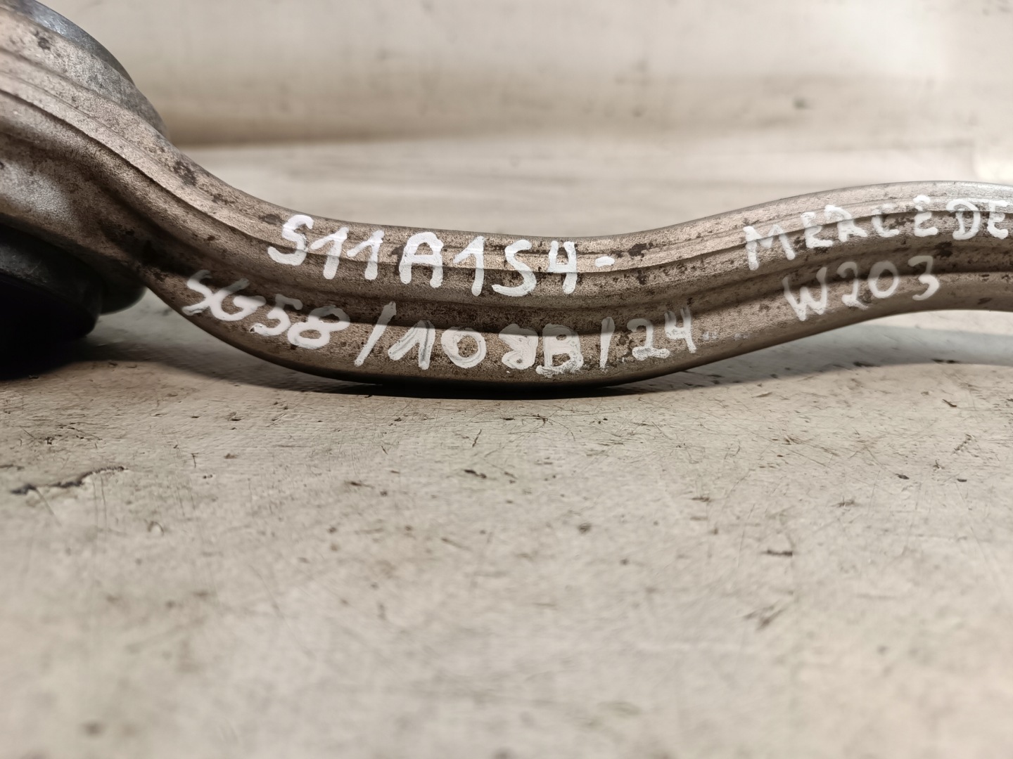arm right front MERCEDES W203