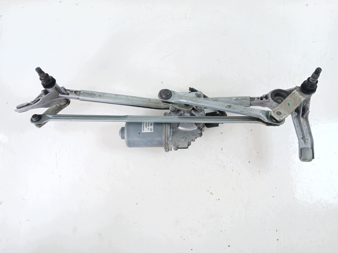 BMW E90 E91 wiper mechanism front 6978264 ANGLIK UK