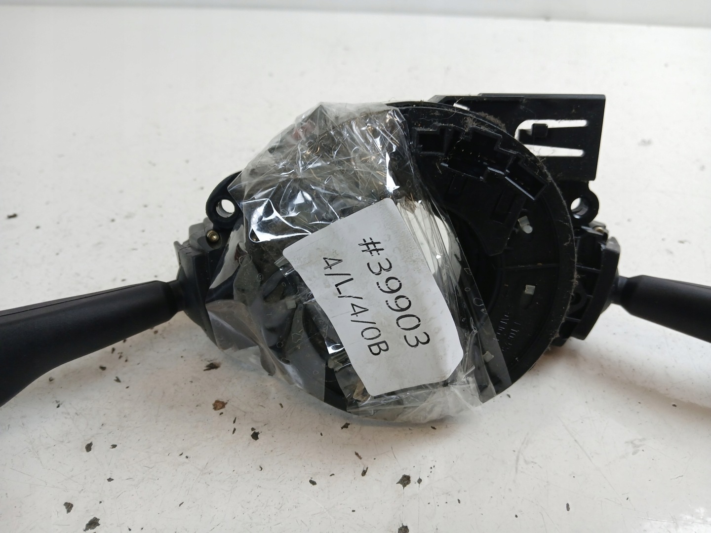 BMW E46 commande levier commodo sous volant 8376445
