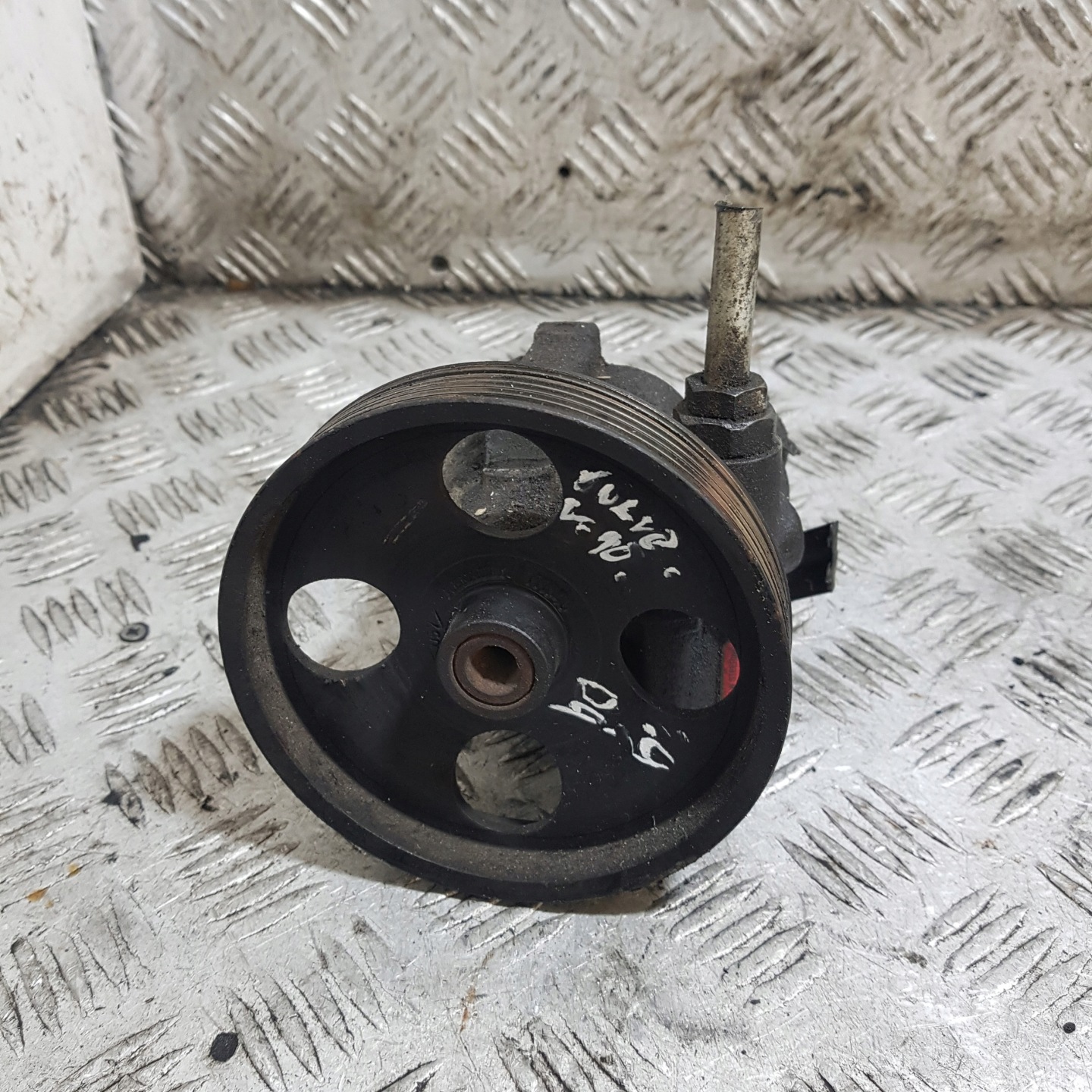 Pompa servosterzo VOLVO V 40 8200071050