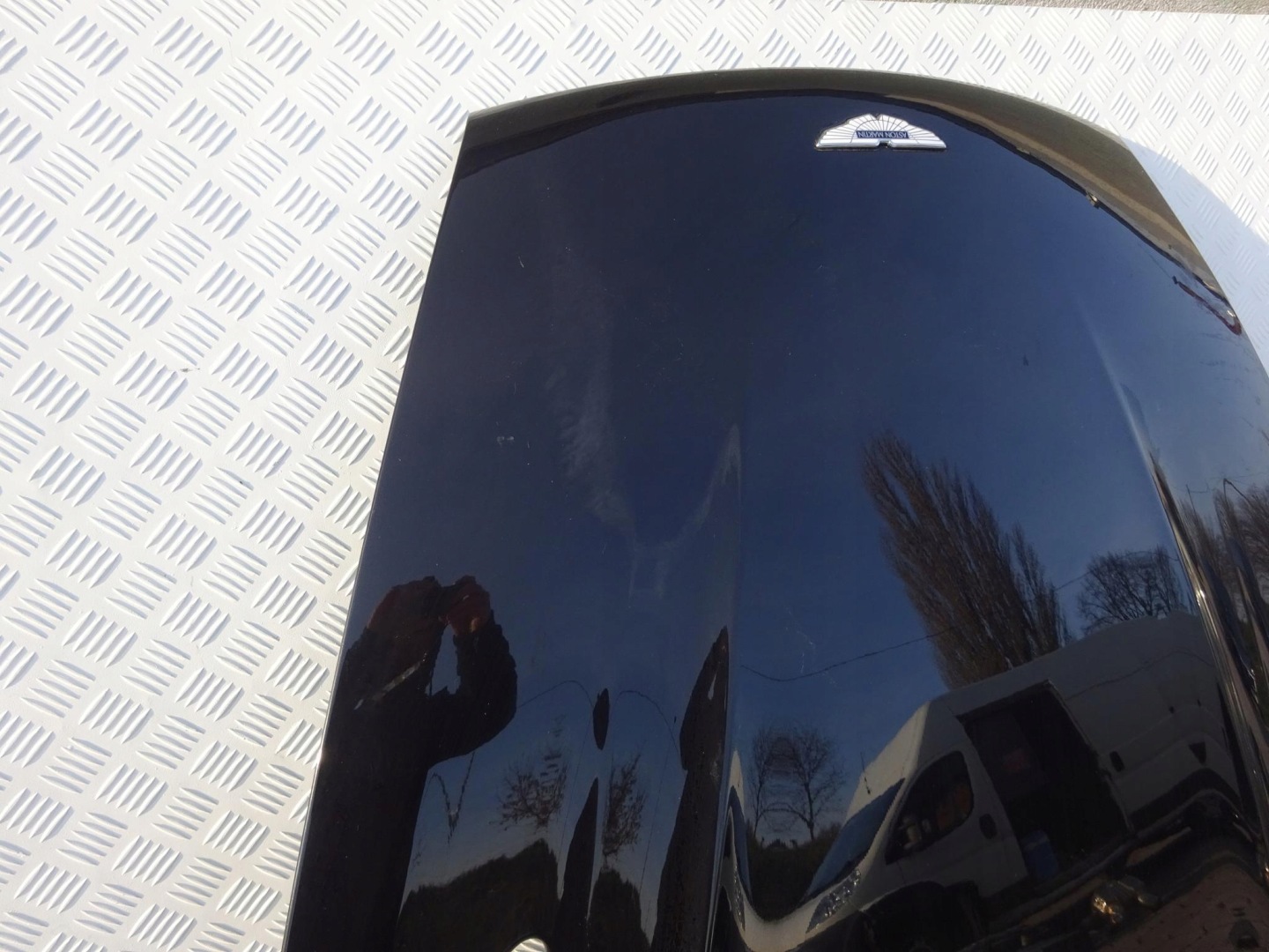 ASTON MARTIN VANQUISH S 15 16-cofano CARBON Coperchio