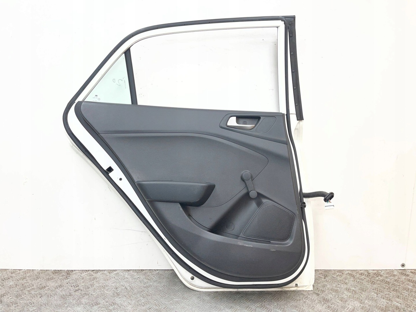 door rear part rear. left left HYUNDAI I20 II 2 14- GB