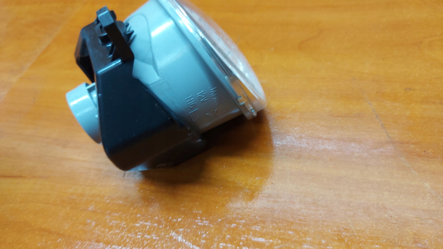 fog light left front TOYOTA RAV4 V 18- PRIUS