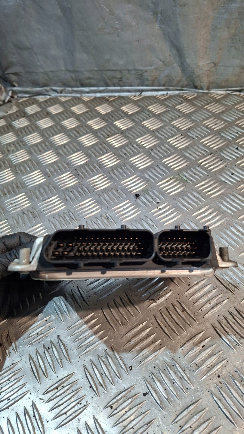 control unit of the engine VW POLO III 1.4
