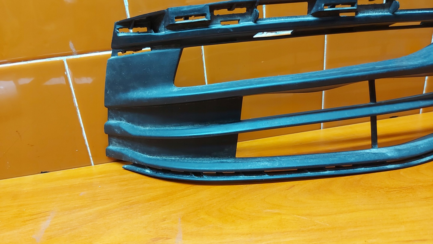 moulding grid of a bumper right right front BMW 5 G30 G31