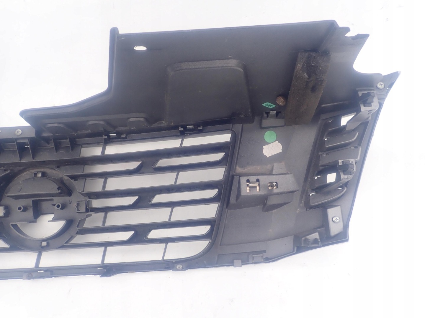 NISSAN NAVARA IV NP300 14- grill grille radiator