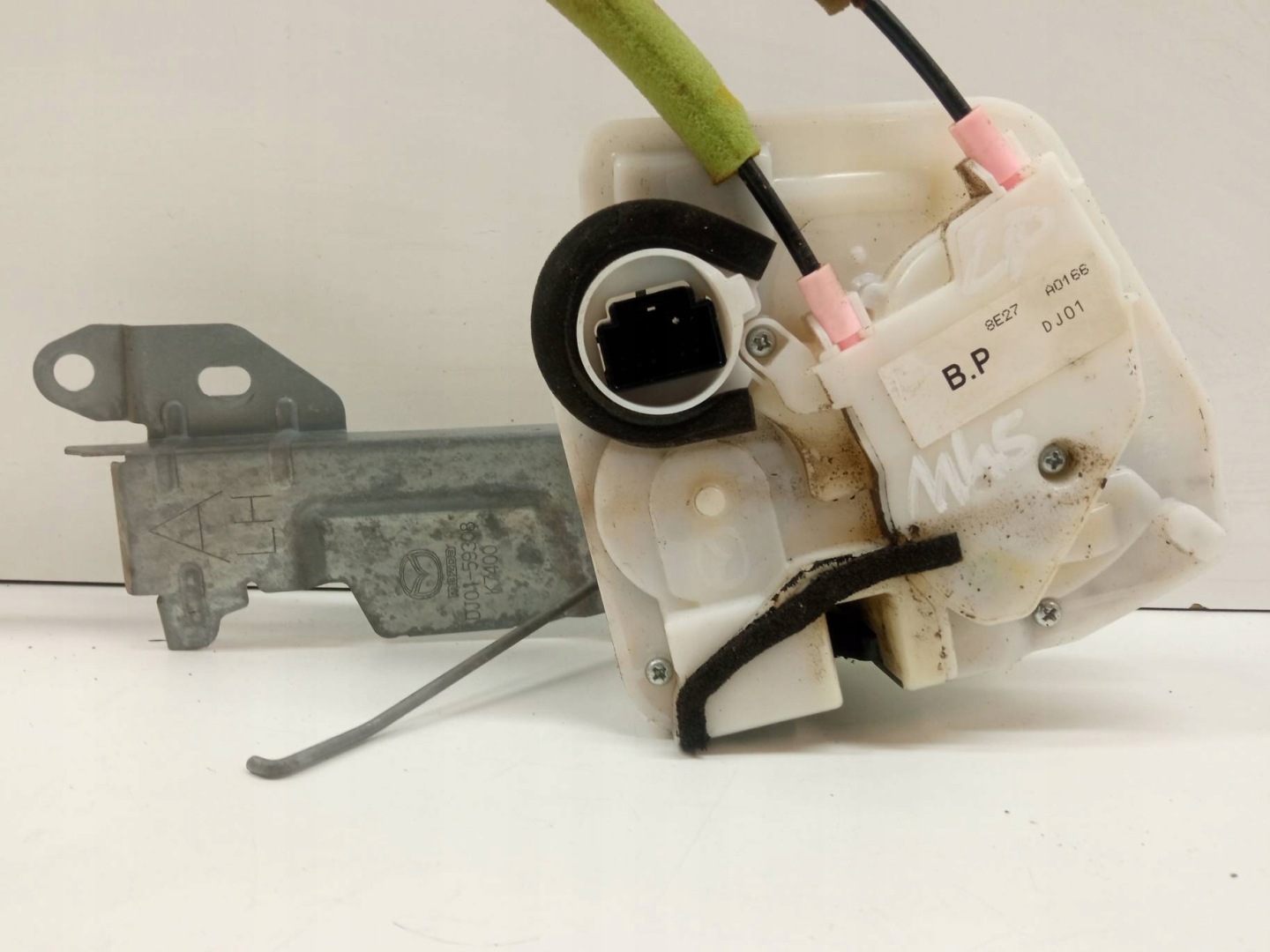 lock door left front DE DJ0159308 Mazda 2 II (2007-2014)