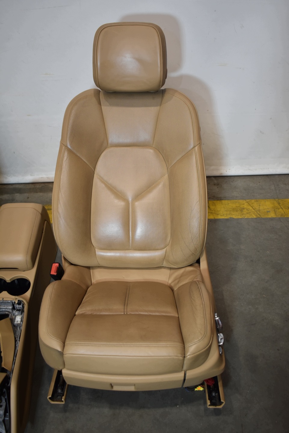 seats TUNEL side KPL. leather GRZANE + MODULY PORSCHE MACAN W138 1