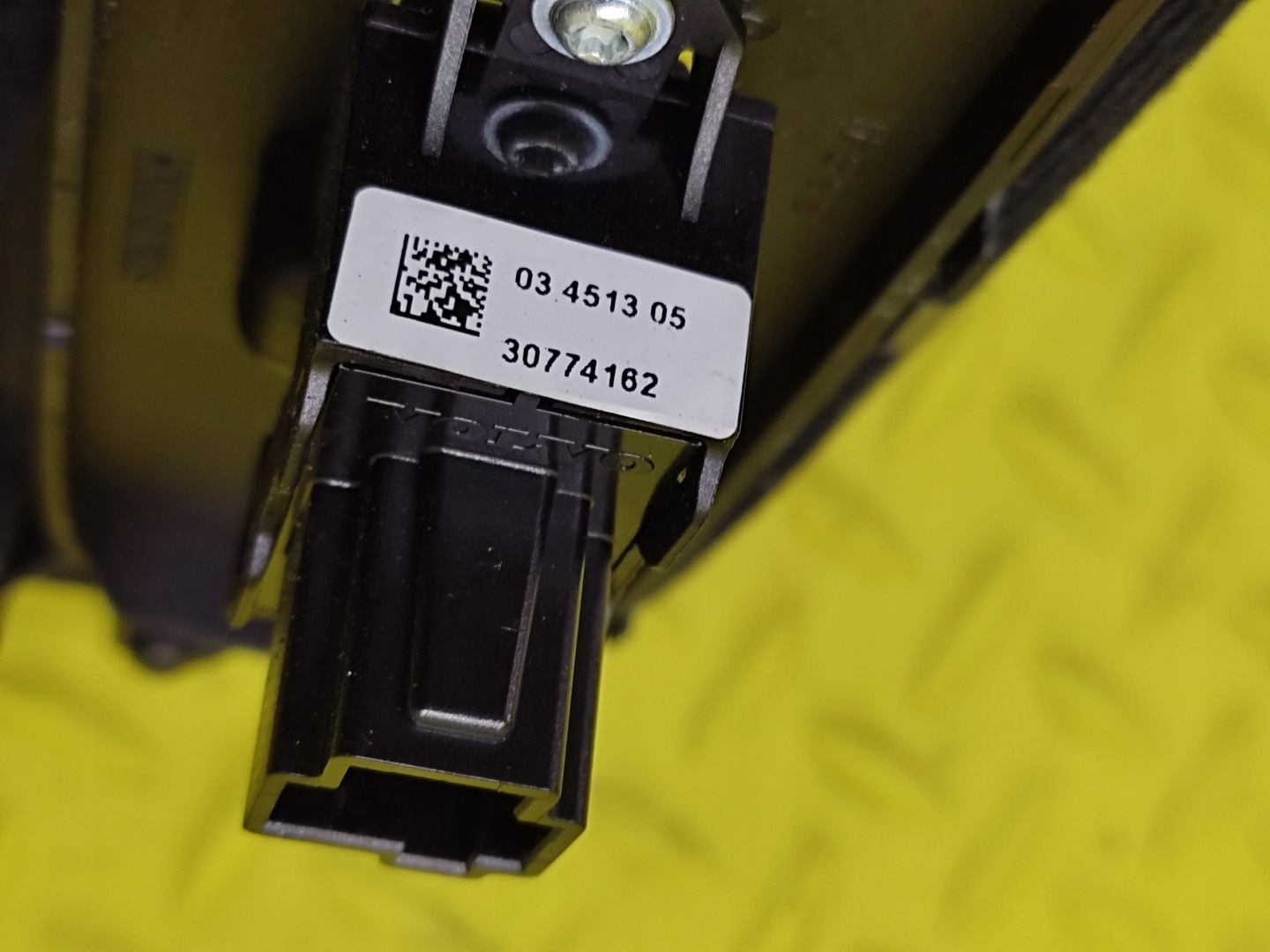 VOLVO V50 window control switch 30774162