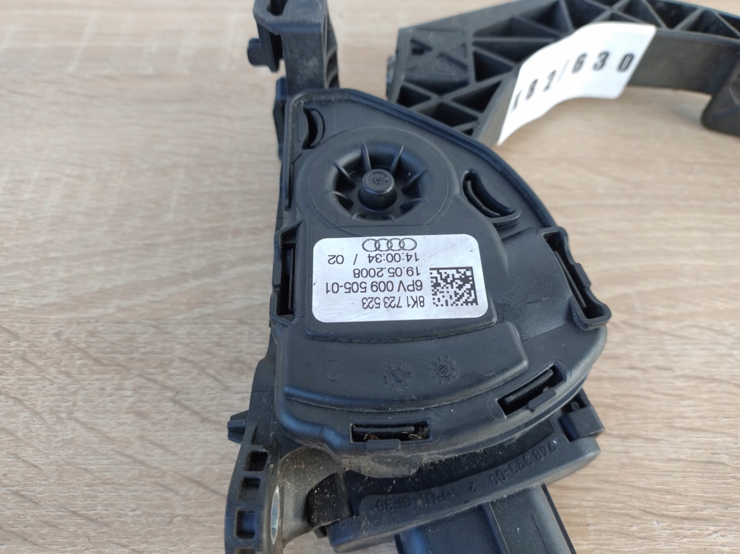accelerator pedal potentiometer AUDI A4 B8 8K A5 A6 A7 A8 8K1723523 K82/630