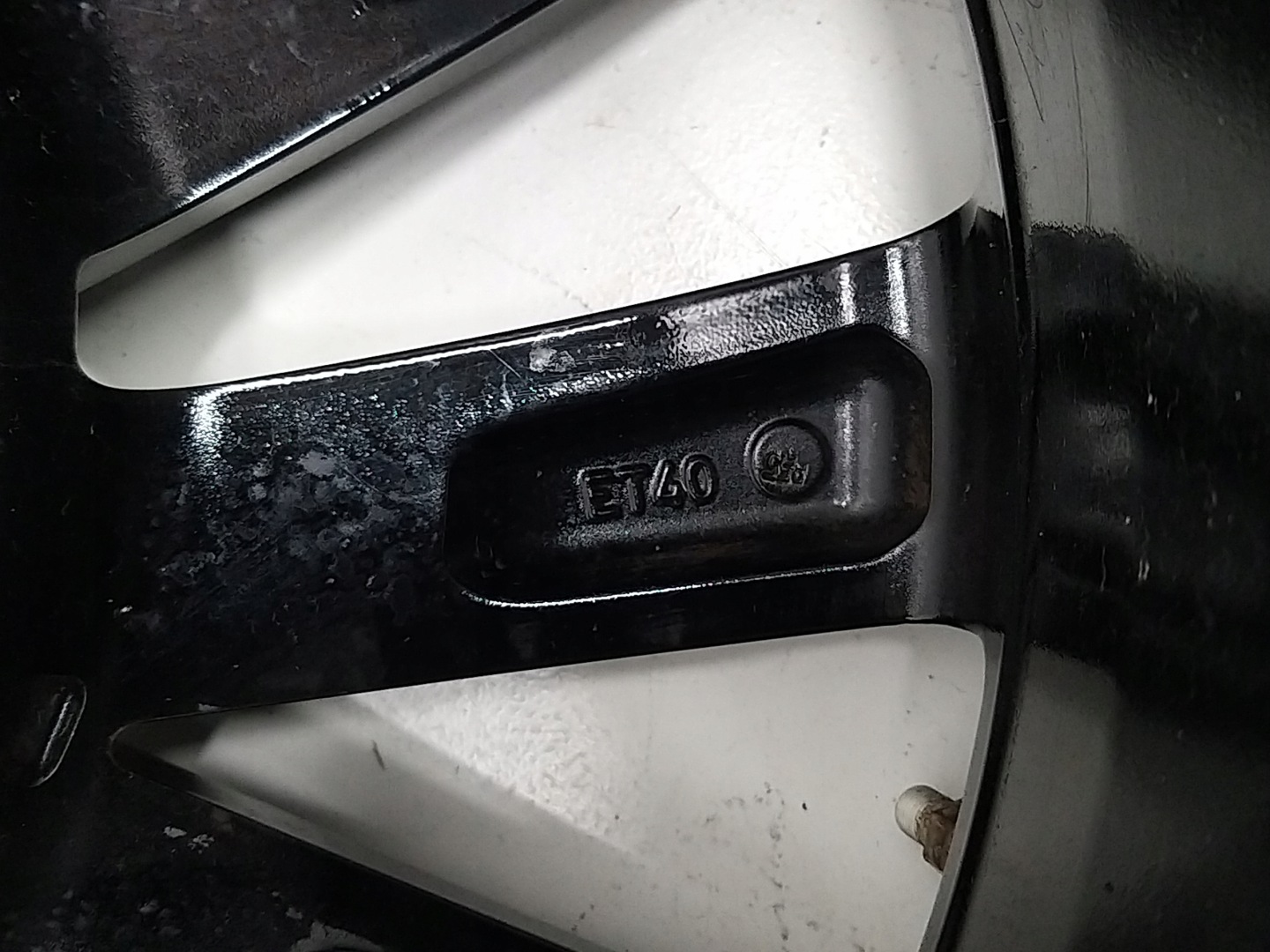 TOYOTA COROLLA E21 LIFT disk hliníkový R 17 7.5J ET40