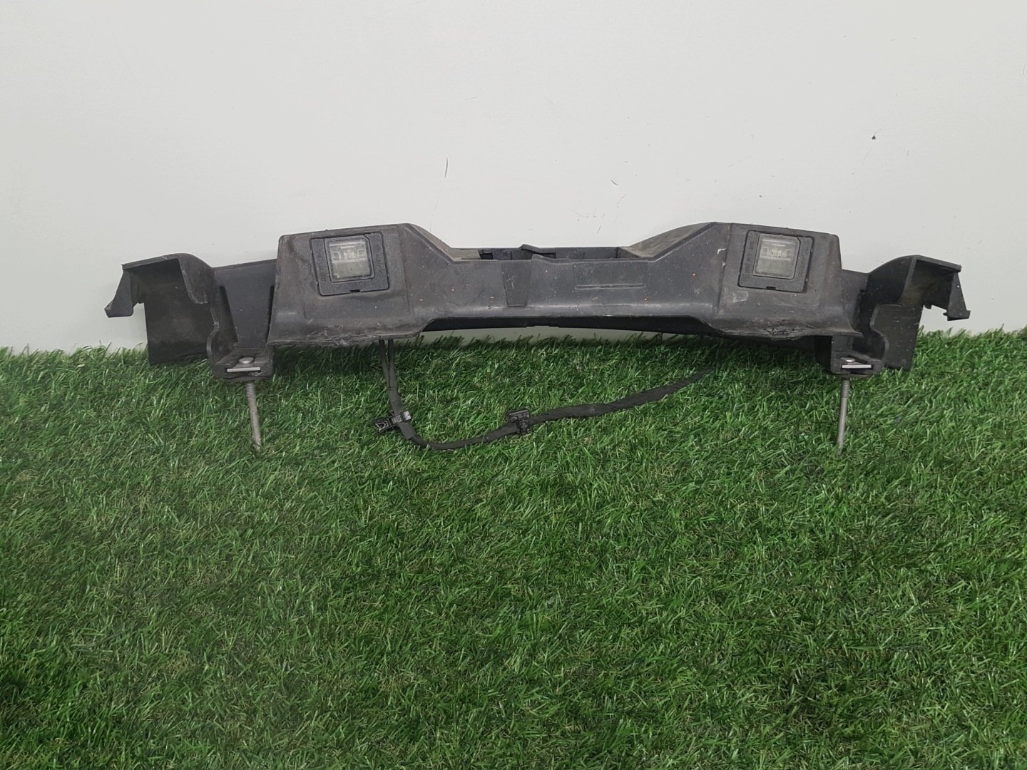 bumper bracket central rear part MERCEDES-BENZ W205 AMG A2058852365