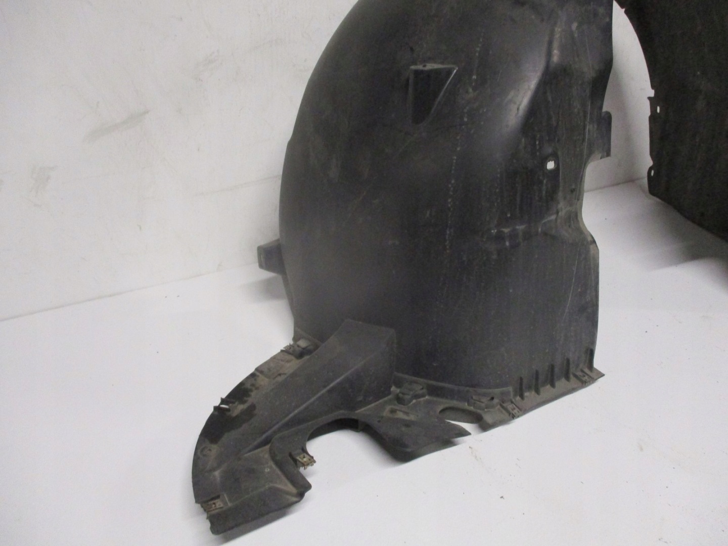 mudguard SEAT ARONA 6F9 6F9805912 right