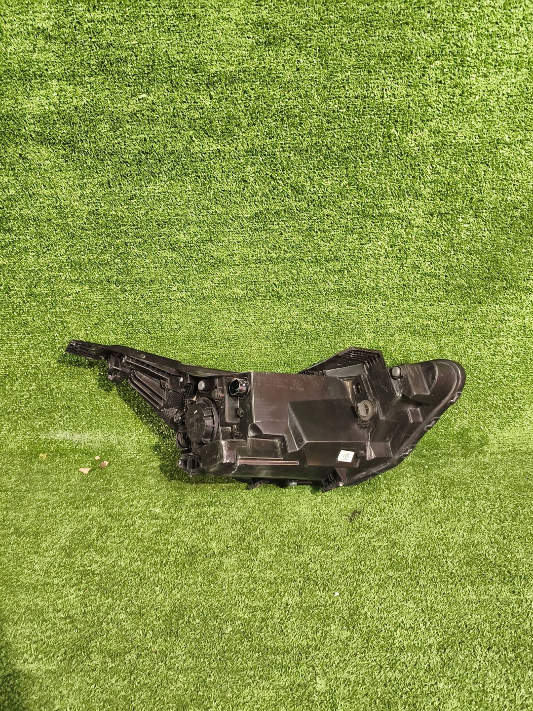 REFLEKTOR left front HYUNDAI I20 III 20- ZWYKLY NR.1032
