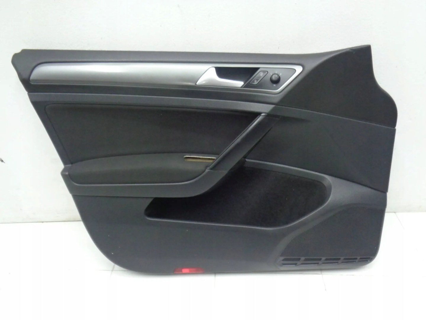 VW GOLF VII 7 upholstery side door left front EUROPA 15r