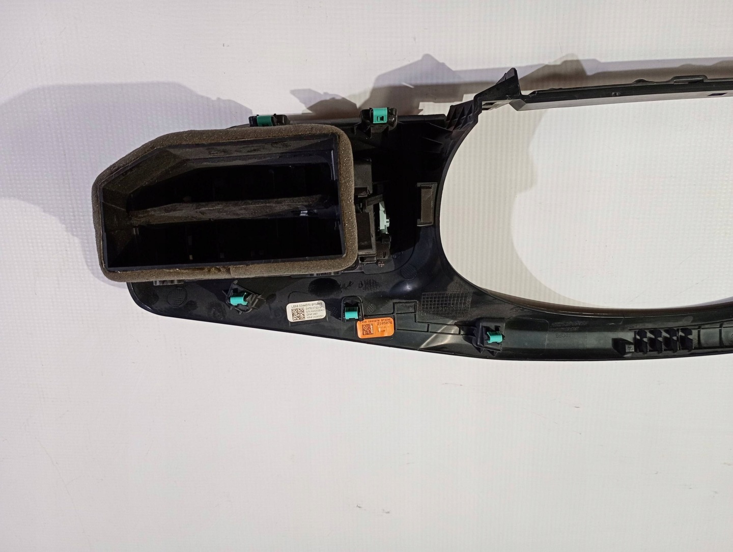 grid air conditioning devices instrument panel frame of dials dekor Ford Explorer VI 3.0 ST 2020