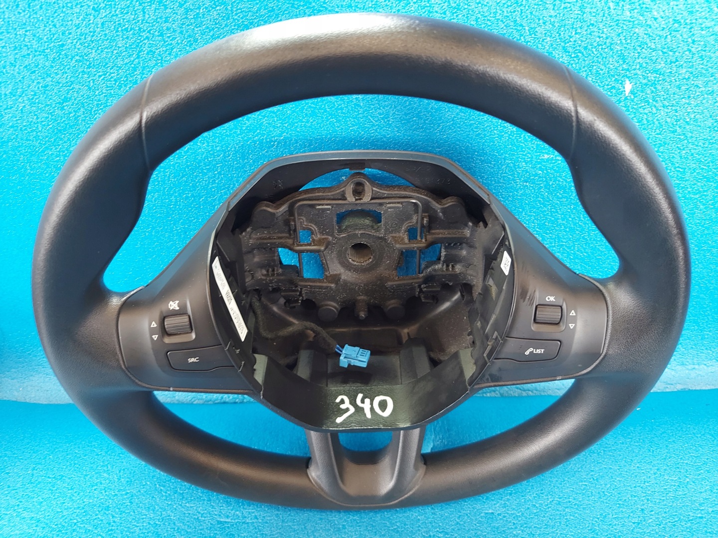 lenkrad PEUGEOT 208 6191373