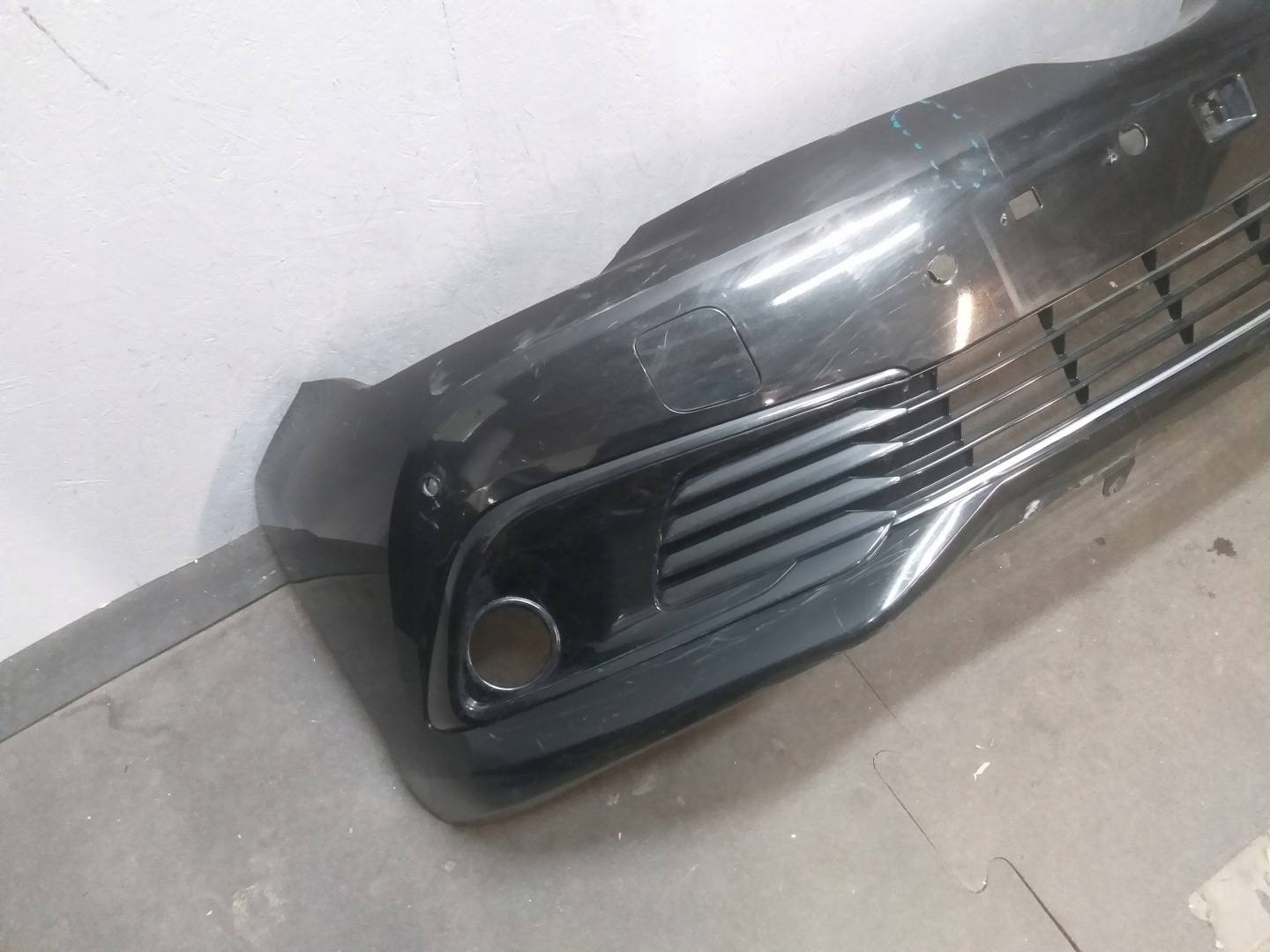 bumper front TOYOTA AURIS II 2 LIFT 15