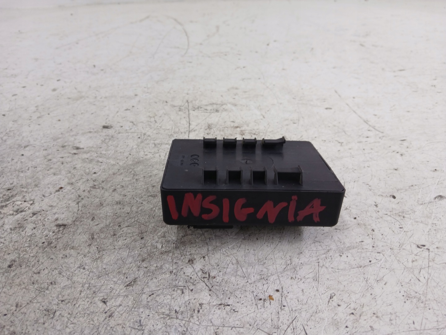 modulo Centralina luci OPEL INSIGNIA A 13223793 08-17