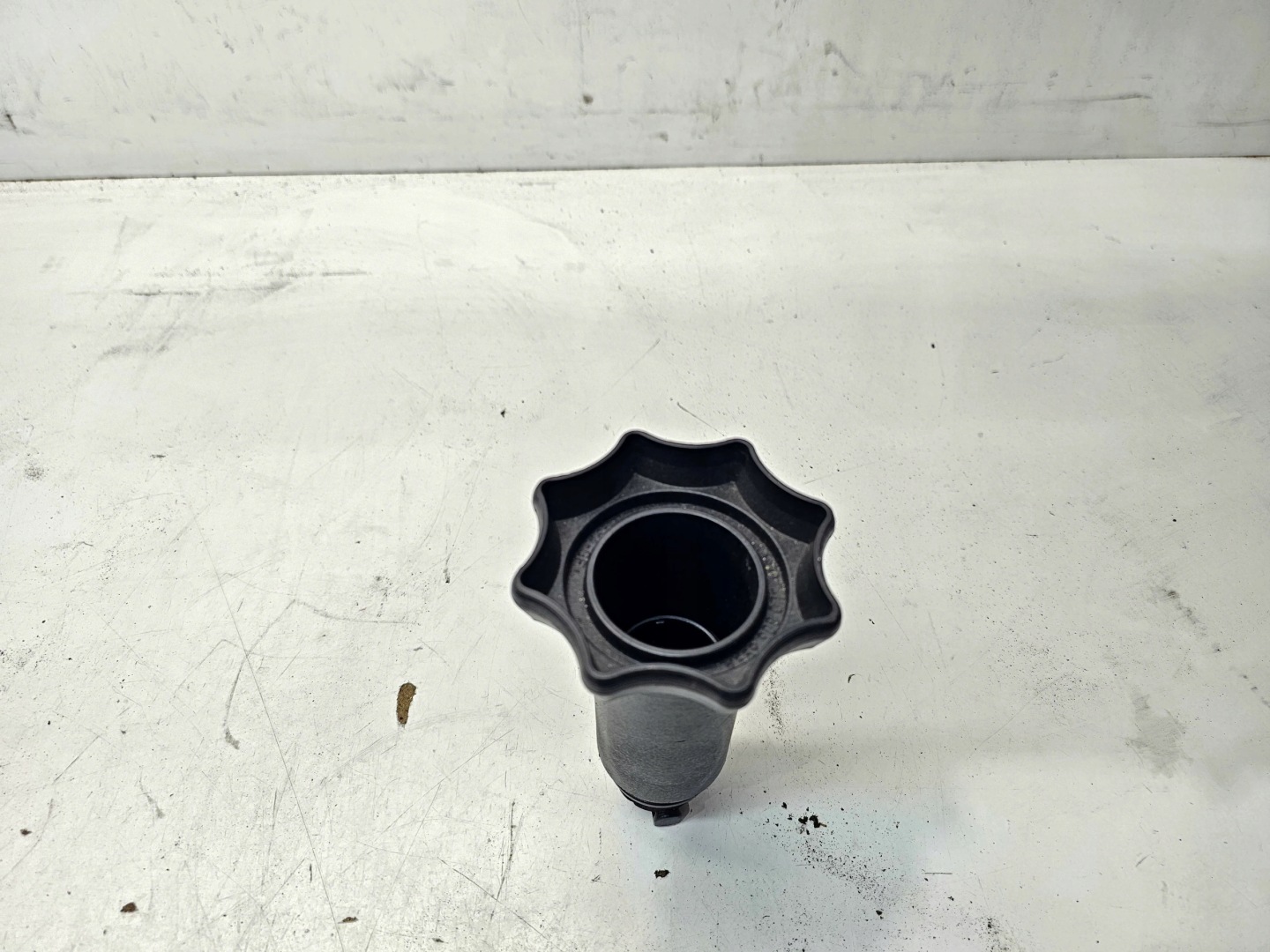 Vis Roues de la roue de secours AUDI Q7 4L 4L0803899A