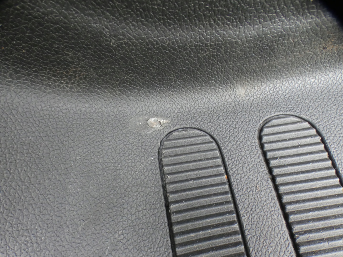 Renault Master III 2020 moulding threshold front